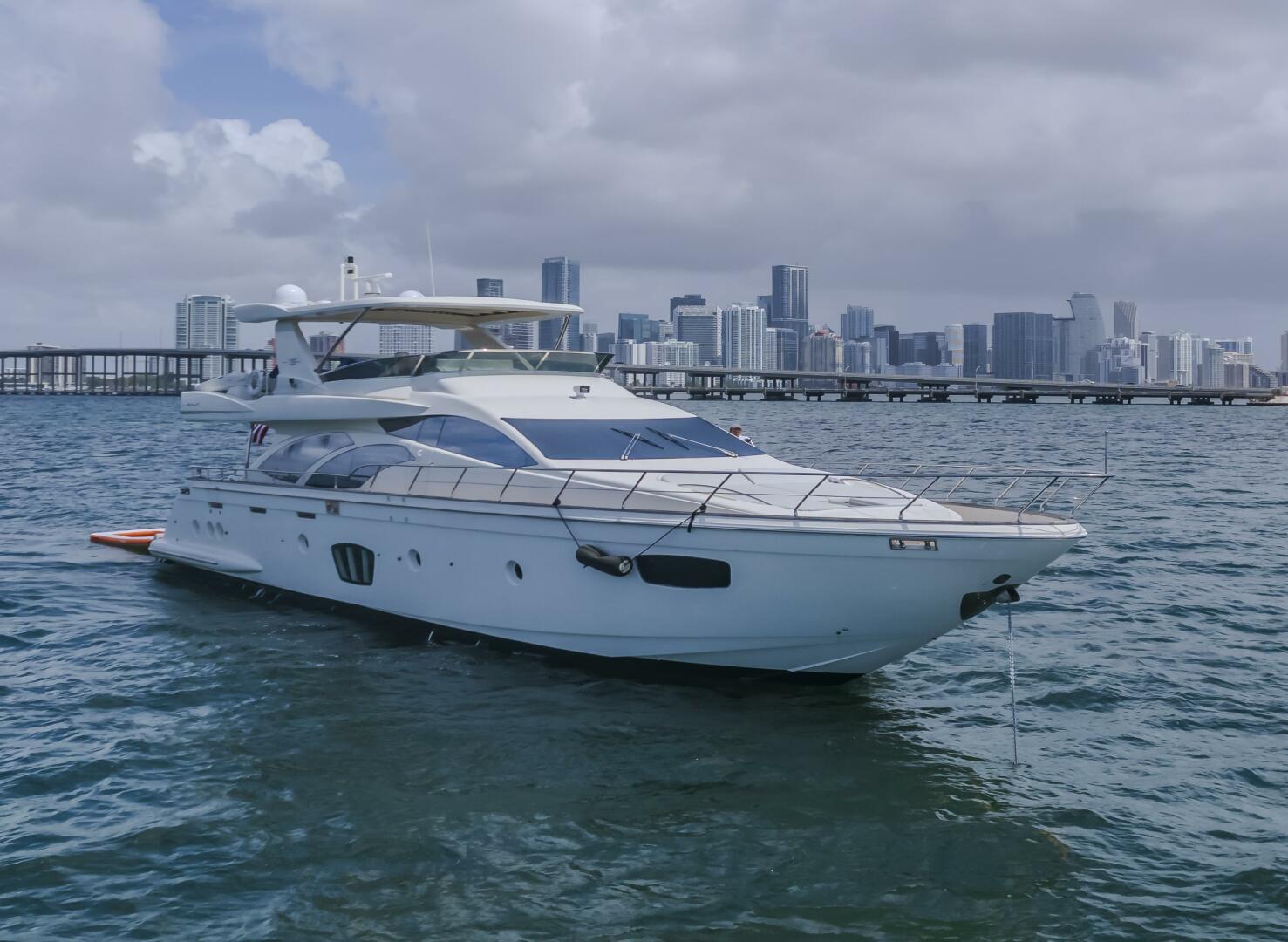 2008 Azimut 75 - Image 2
