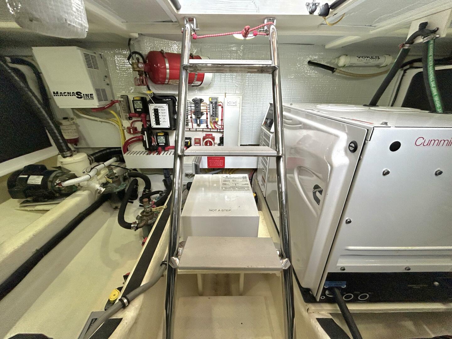 2017 Sabre 42 Salon Express - Image 28