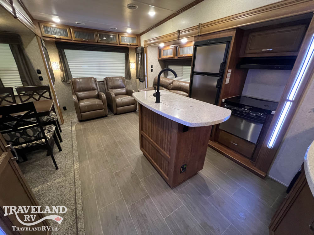 2017 Heartland Sundance XLT SD XLT 289TS - Image 11