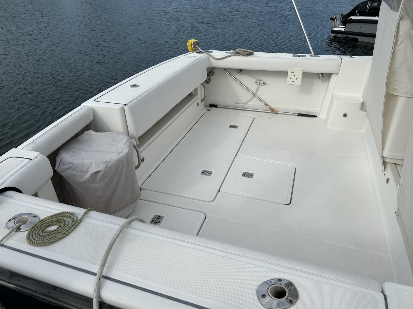 2007 Tiara Yachts 3200 Open - Image 6