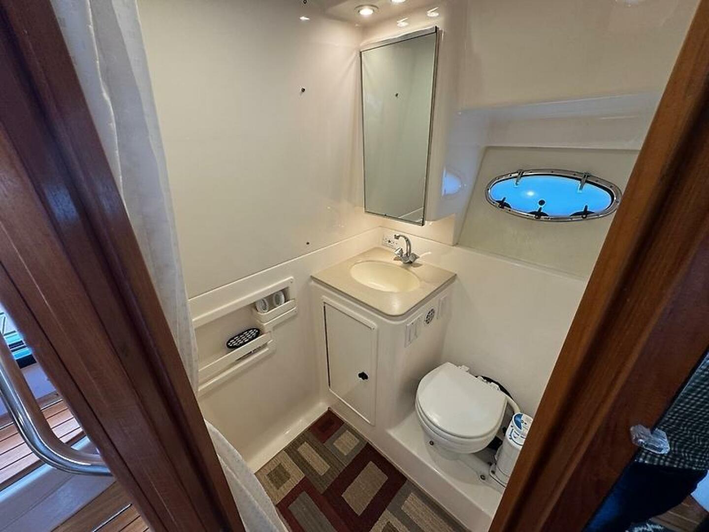 2000 Tiara Yachts 3500 Open - Image 32