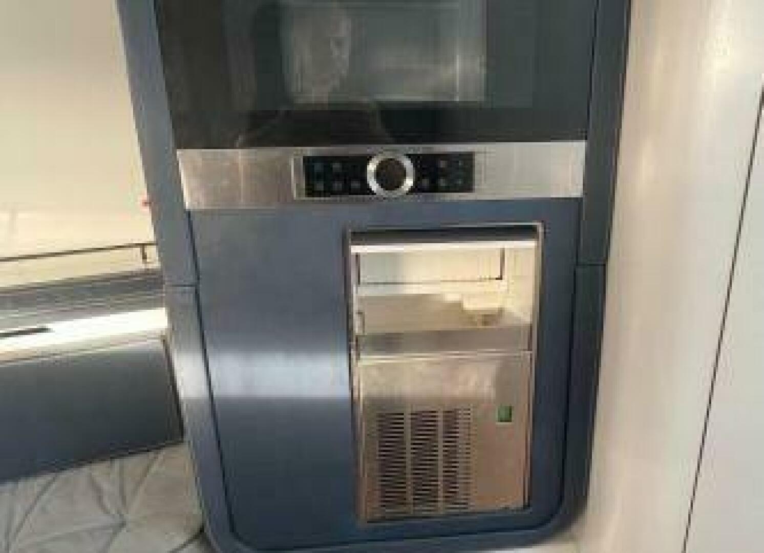 2017 Evo 43 - Image 18