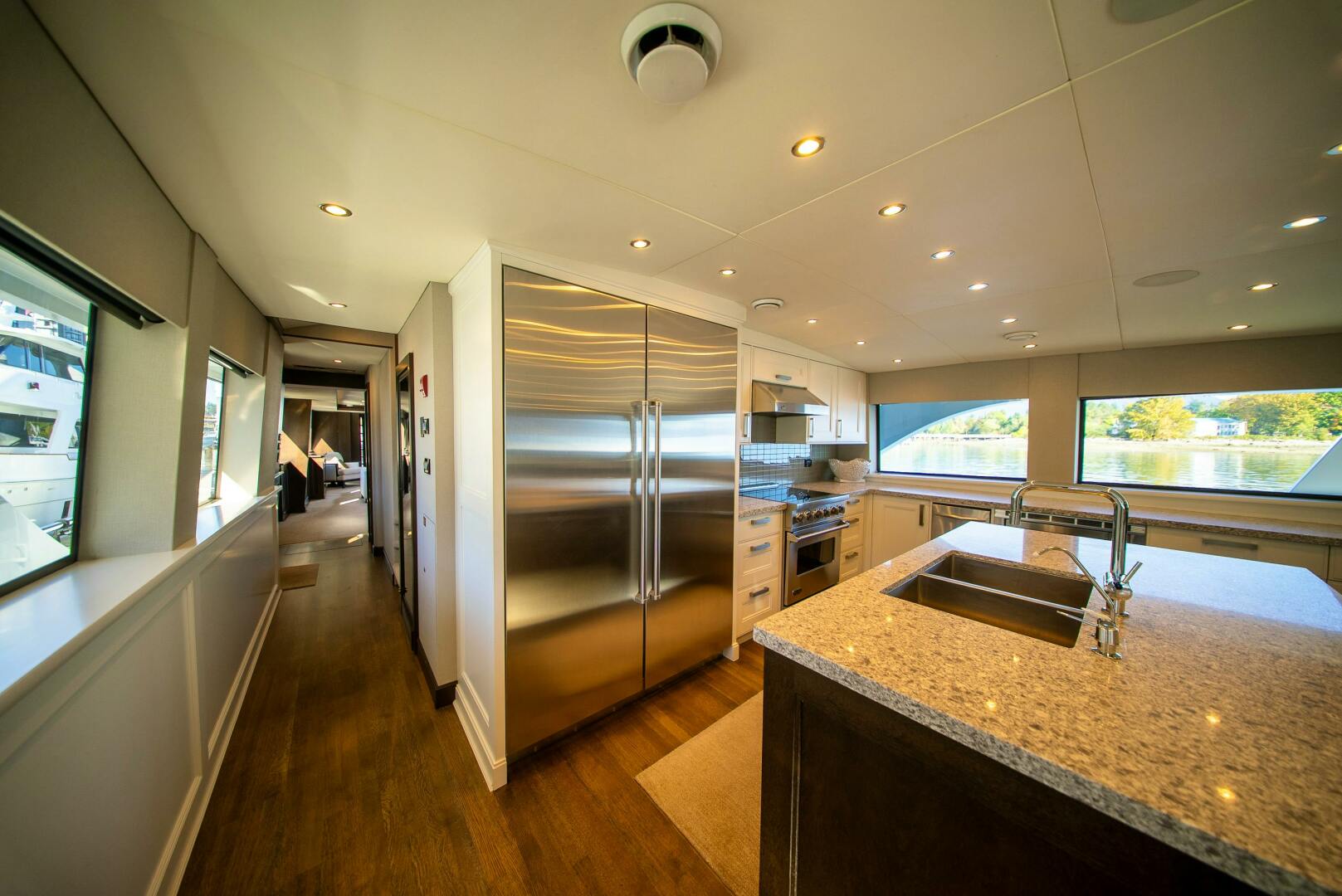 1992 Crescent Custom Yachts Custom - Image 11