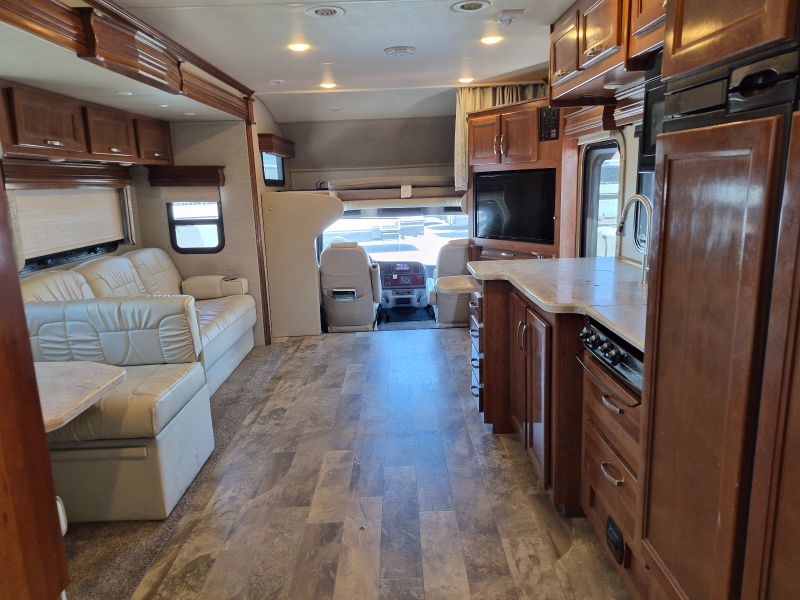 2018 Jayco Seneca 37HJ - Image 22