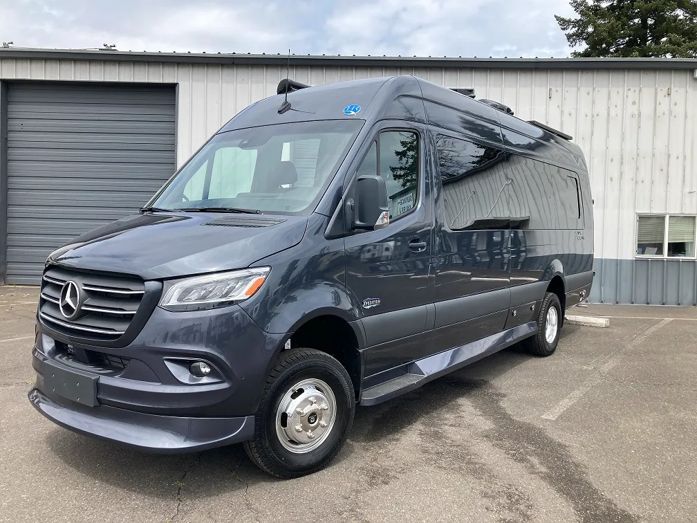 2024 Holiday Rambler Xpedition SL4E - Image 3