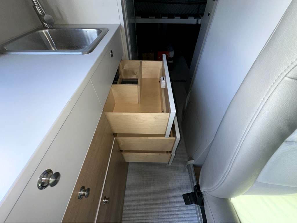2026 AIRSTREAM RANGELINE - Image 14
