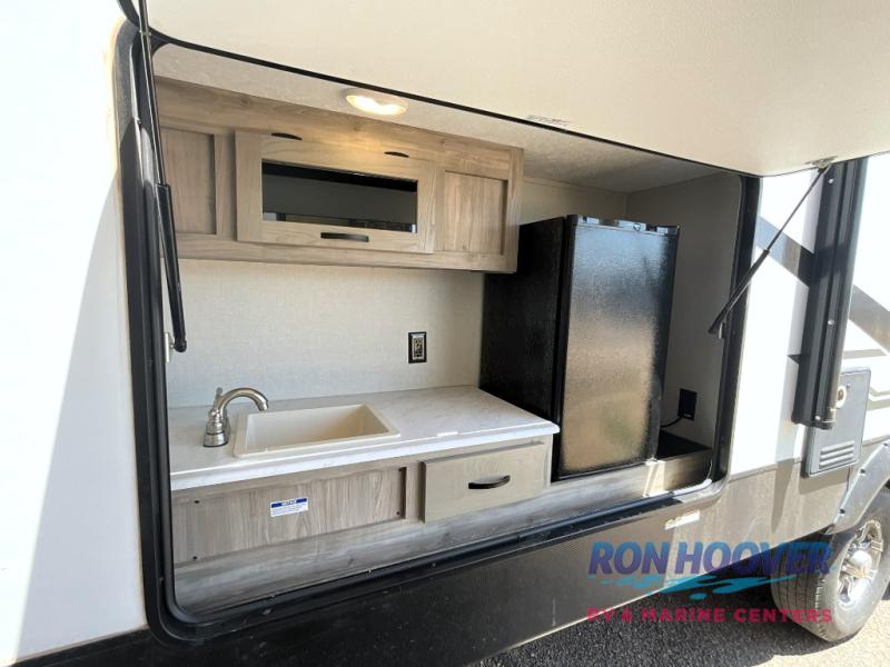 2024 COACHMEN 368TBH - Image 45