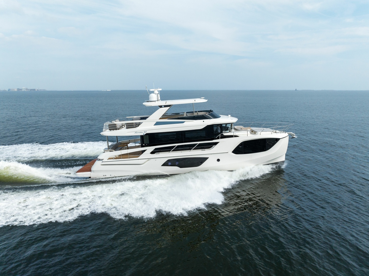 2024 Absolute Navetta 64 - Image 6