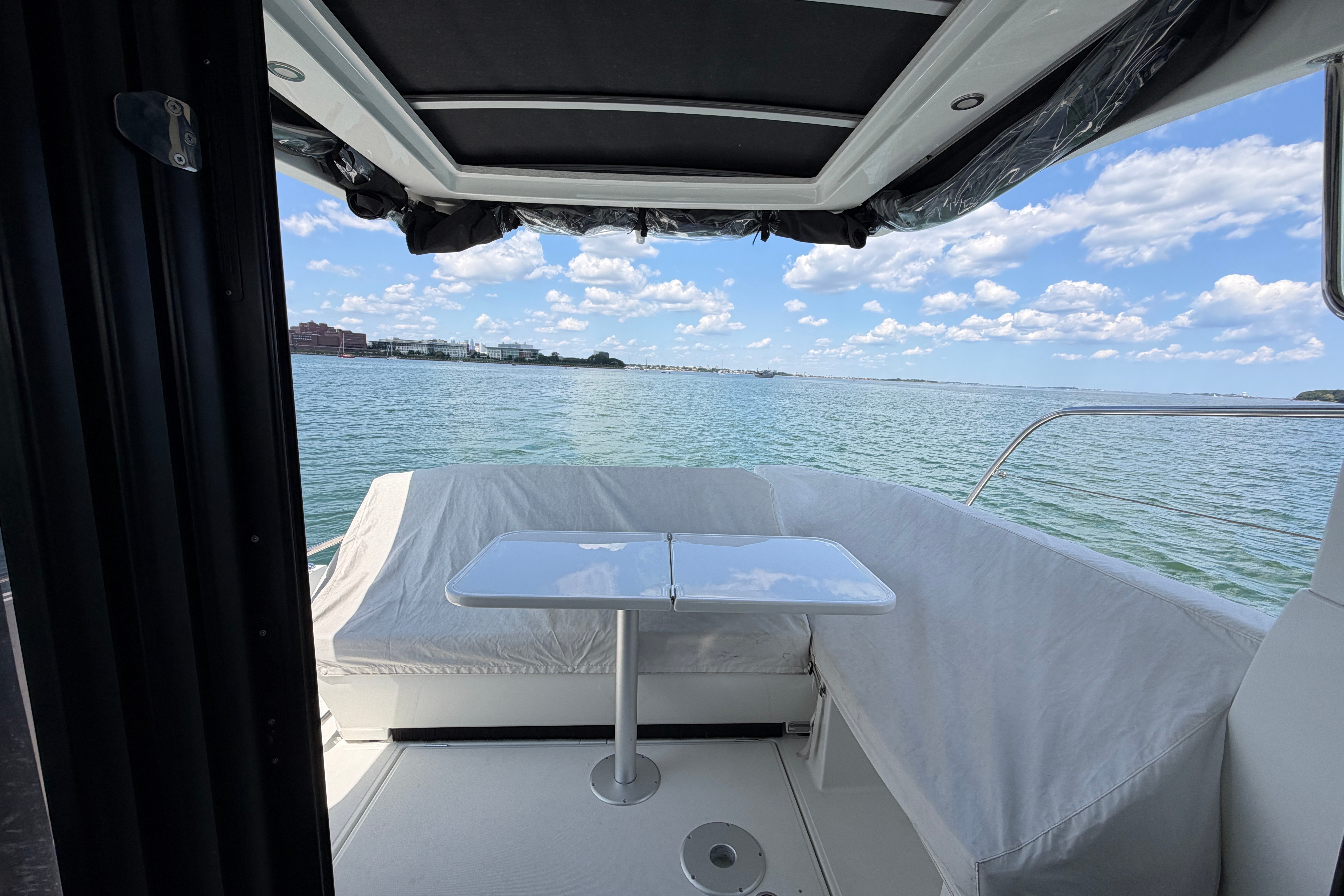 2023 Beneteau Antares 11 OB - Image 23