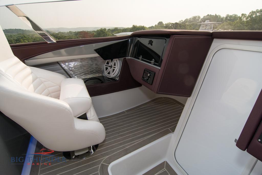 2019 Donzi 41 GT - Image 32