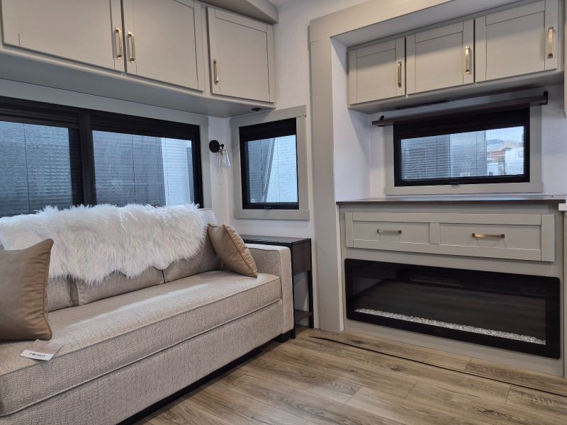2026 Brinkley RV Model Z 3600 - Image 7