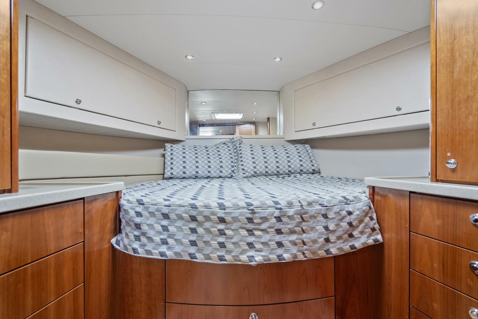 2018 Albemarle 41 Express - Image 21