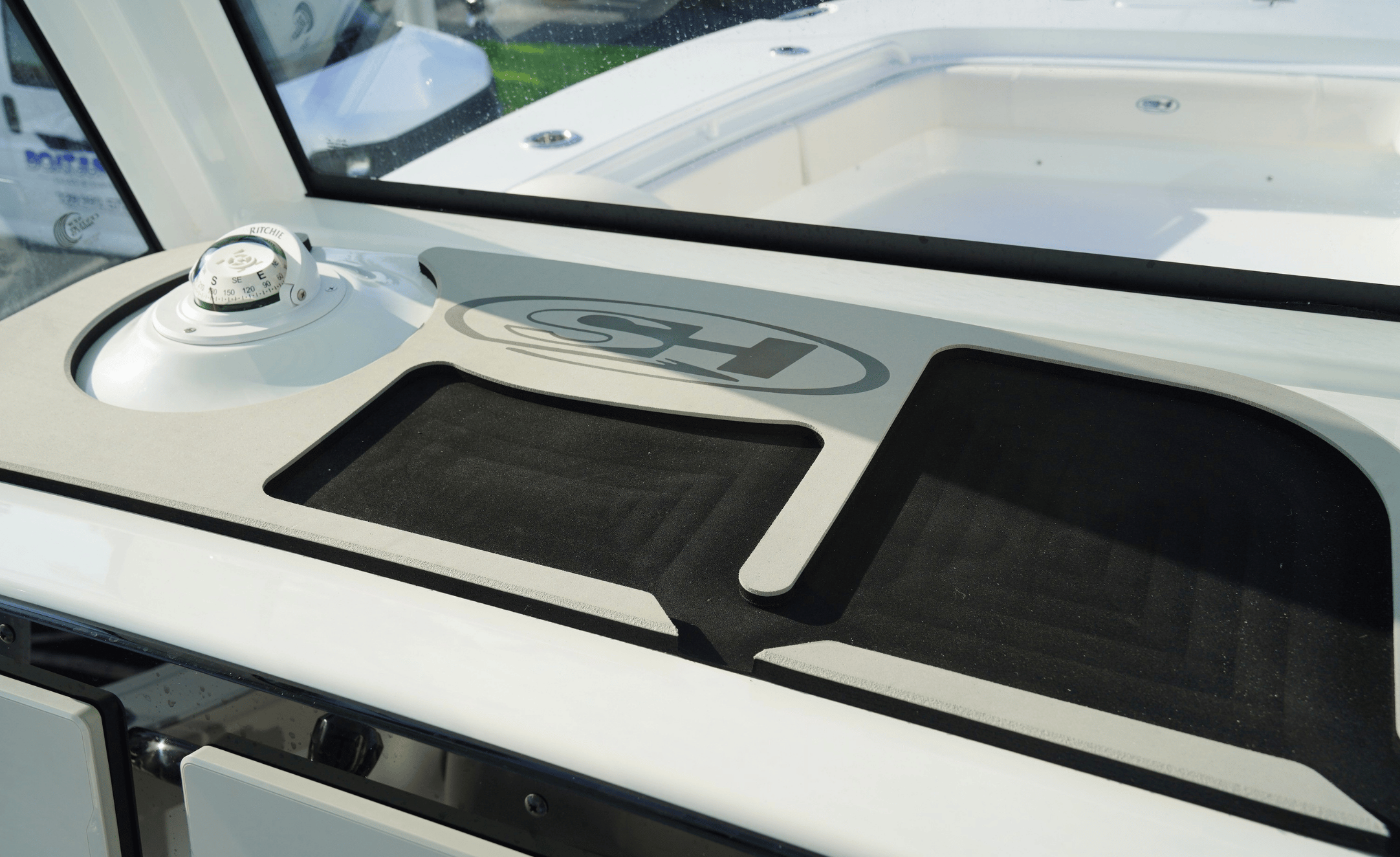 2027 SEA HUNT ULTRA 275SE - Image 19