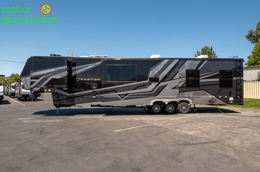 2026 Keystone Raptor 444 - Image 6