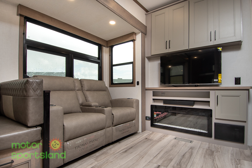2026 KZ RV Durango Half-Ton D286BHD - Image 35