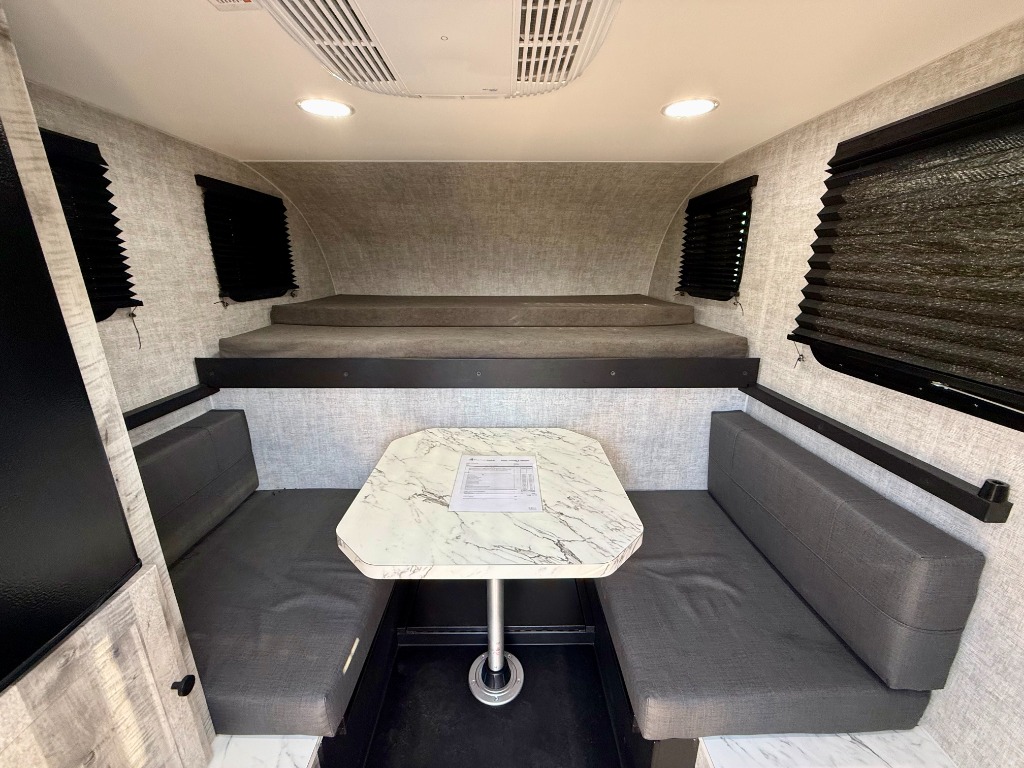 2026 Adlar Truck Topper 5 - Image 9