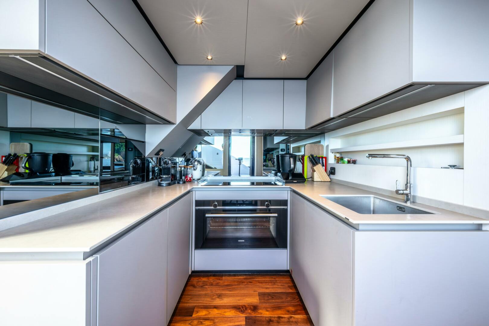 2025 Ferretti Yachts Ferretti 940 - Image 32