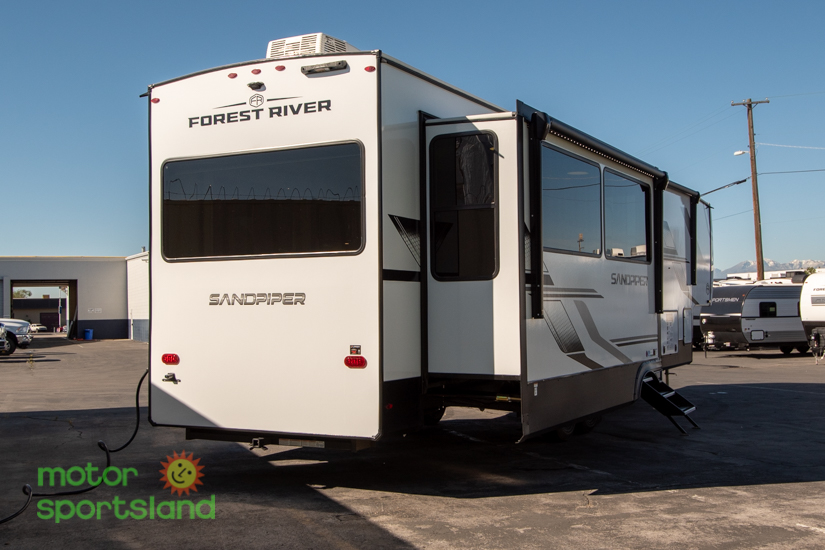 2026 Forest River Sandpiper 3900HBLR - Image 5