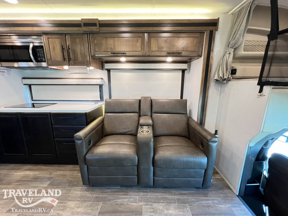 2023 Jayco Seneca XT 35L - Image 24