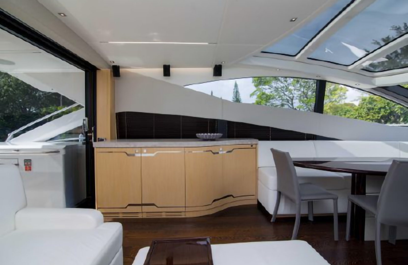 2018 Sunseeker Predator - Image 24