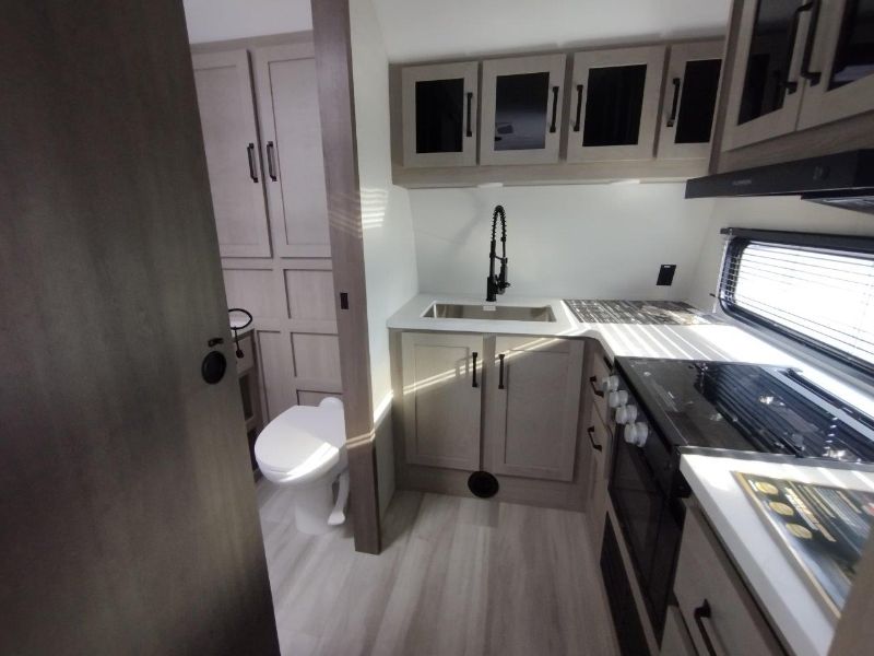 2025 Grand Design Momentum MAV 24MAV - Image 15