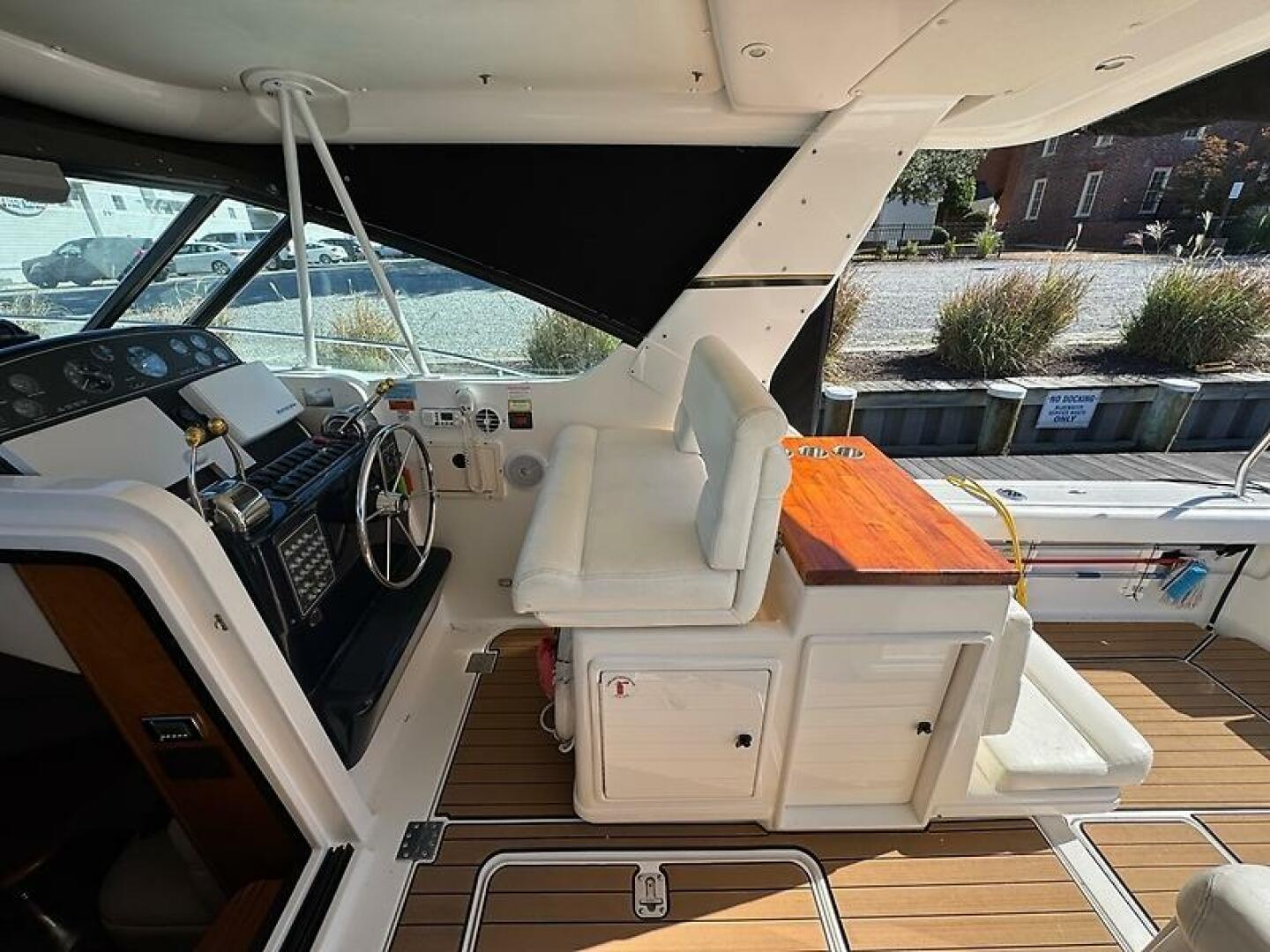 2000 Tiara Yachts 3500 Open - Image 11