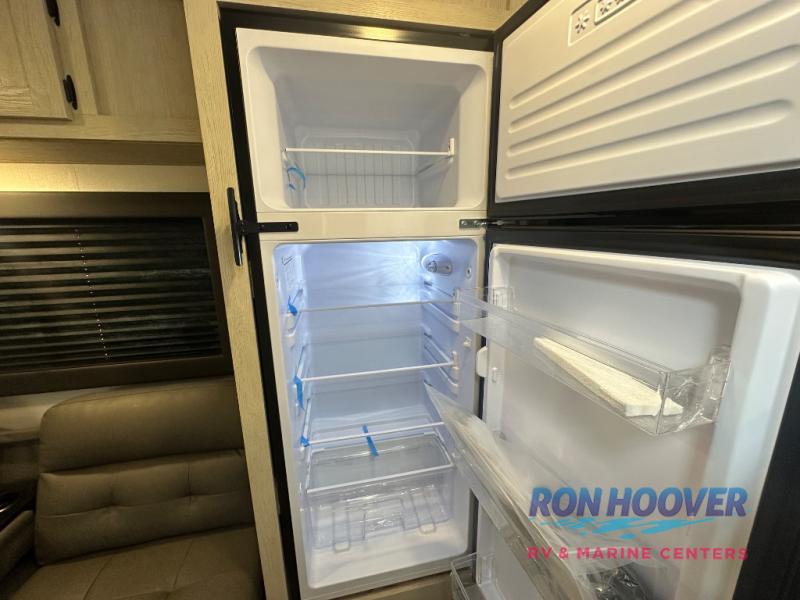 2026 COACHMEN 160RE - Image 23