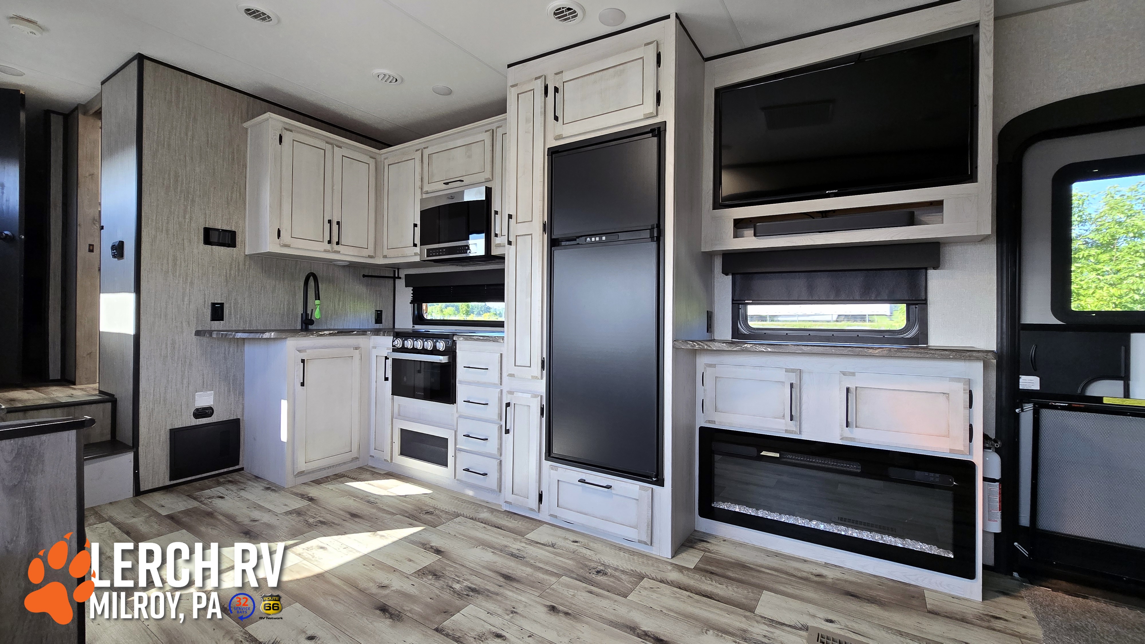 2022 KZ RV Durango Half-Ton D274BHD - Image 16