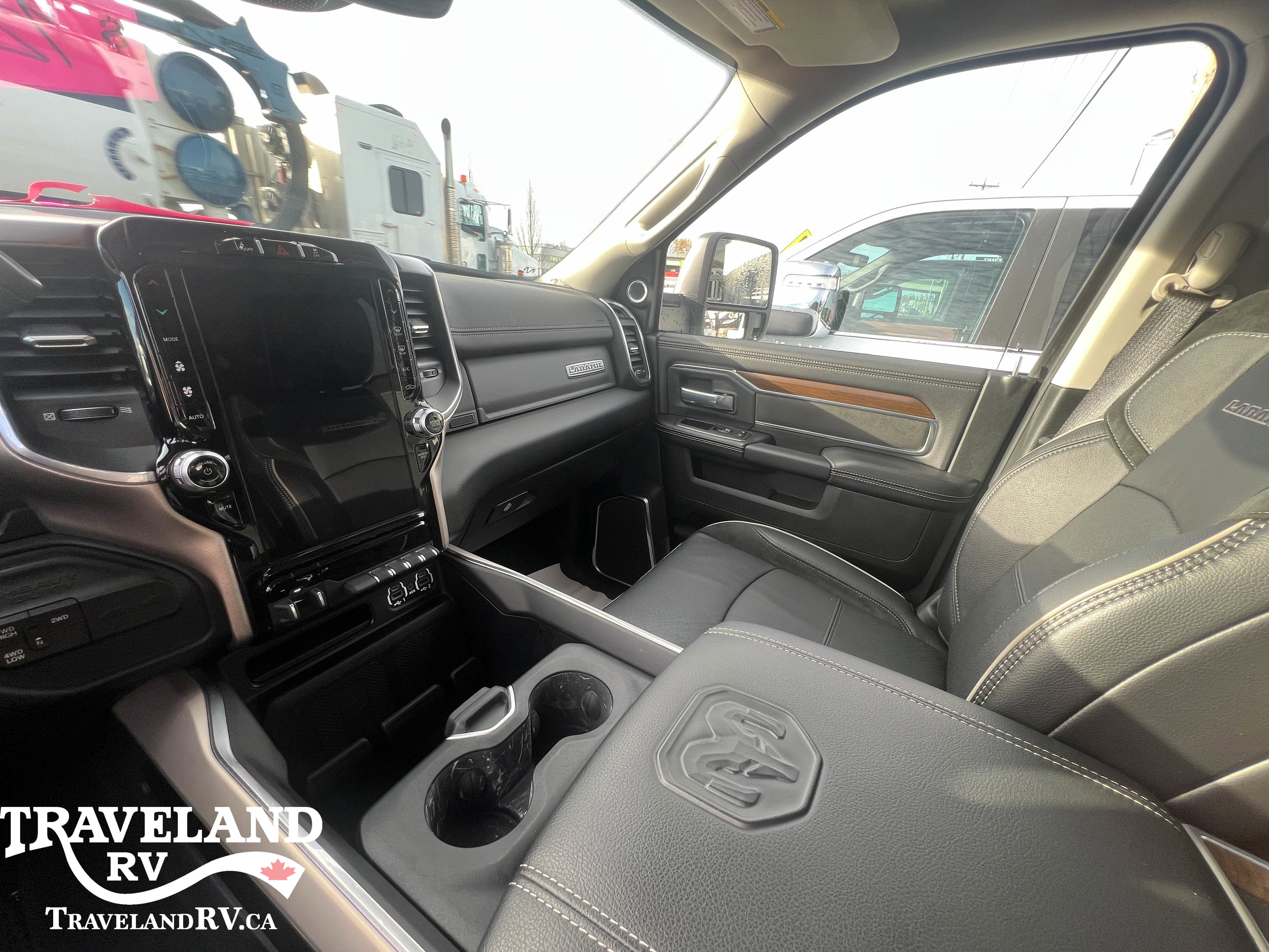 2024 DODGE LARAMIE 3500 - Image 8