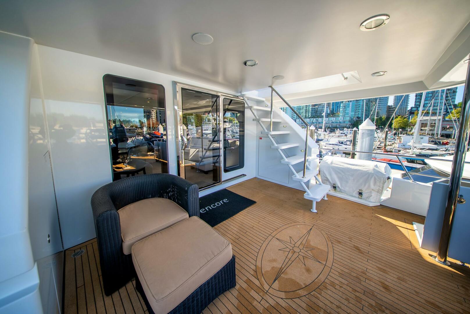 1992 Crescent Custom Yachts Custom - Image 32