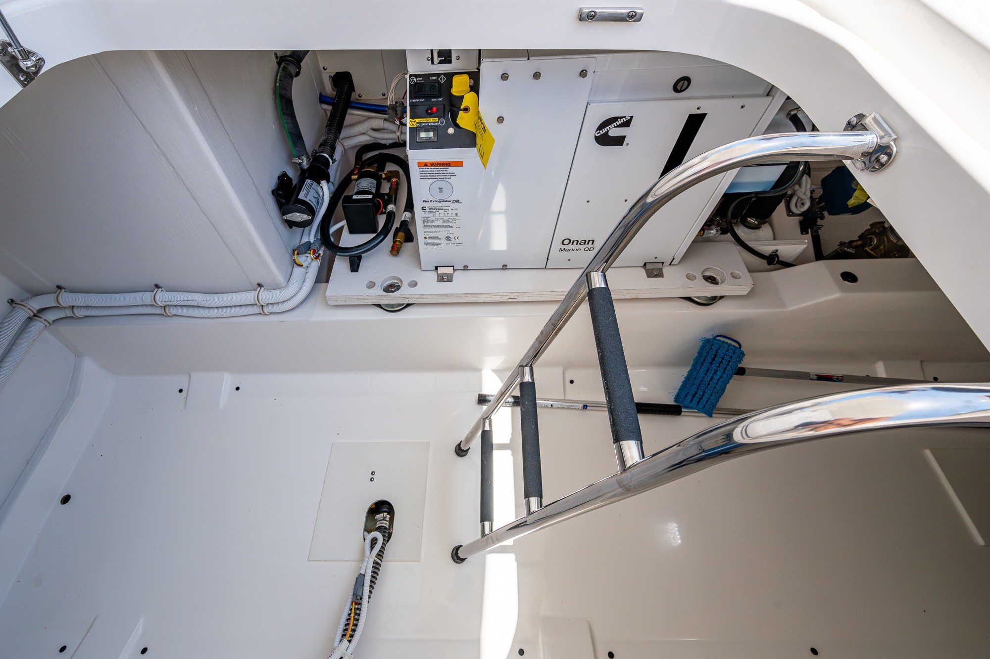 2024 Tiara Yachts 38 LS Base - Image 37