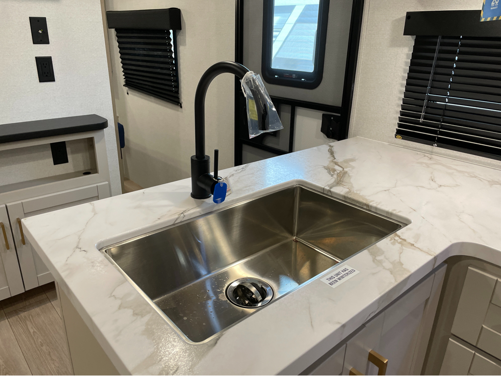 2027 Jayco Jay Feather SL 26BHSL - Image 12