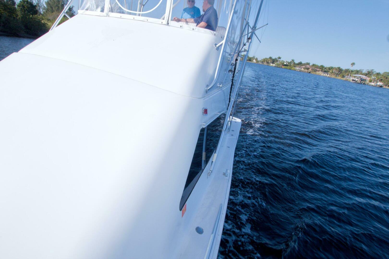 1998 Luhrs 36 Convertible - Image 21