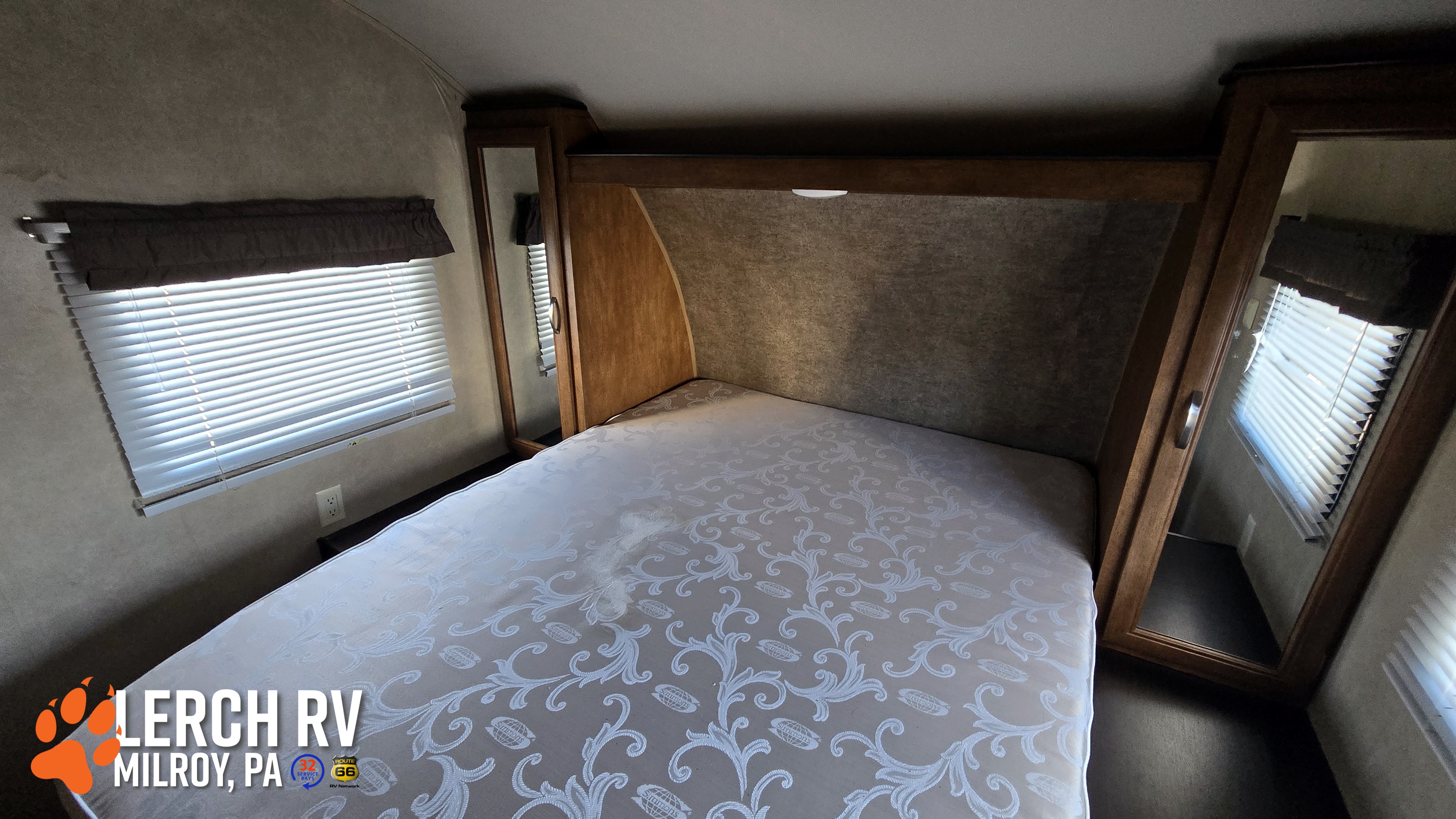 2016 FOREST RIVER WILDWOOD XLITE 263BHXL - Image 16