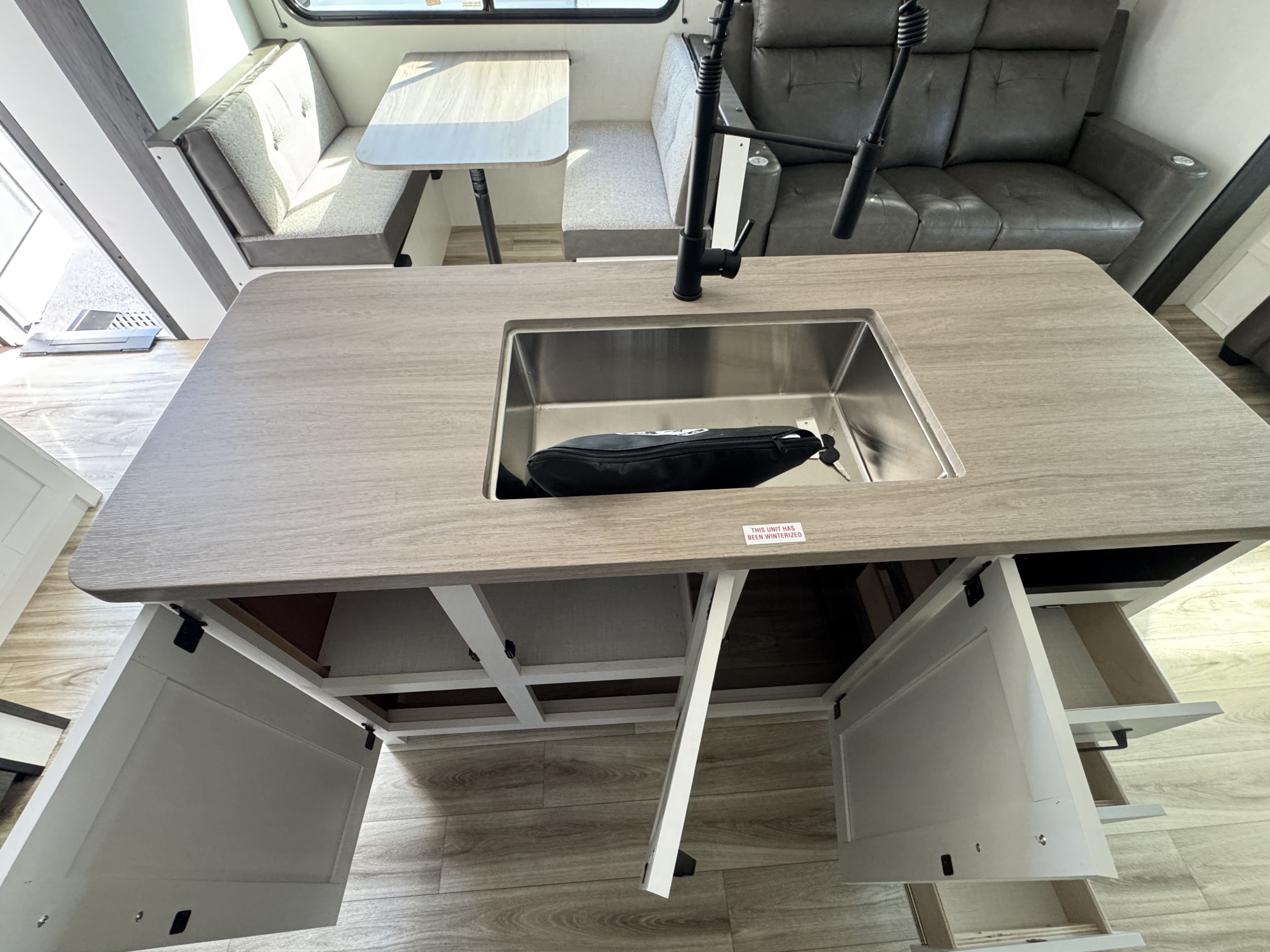 2027 VENTURE RV SIENNA 293VIK - Image 14