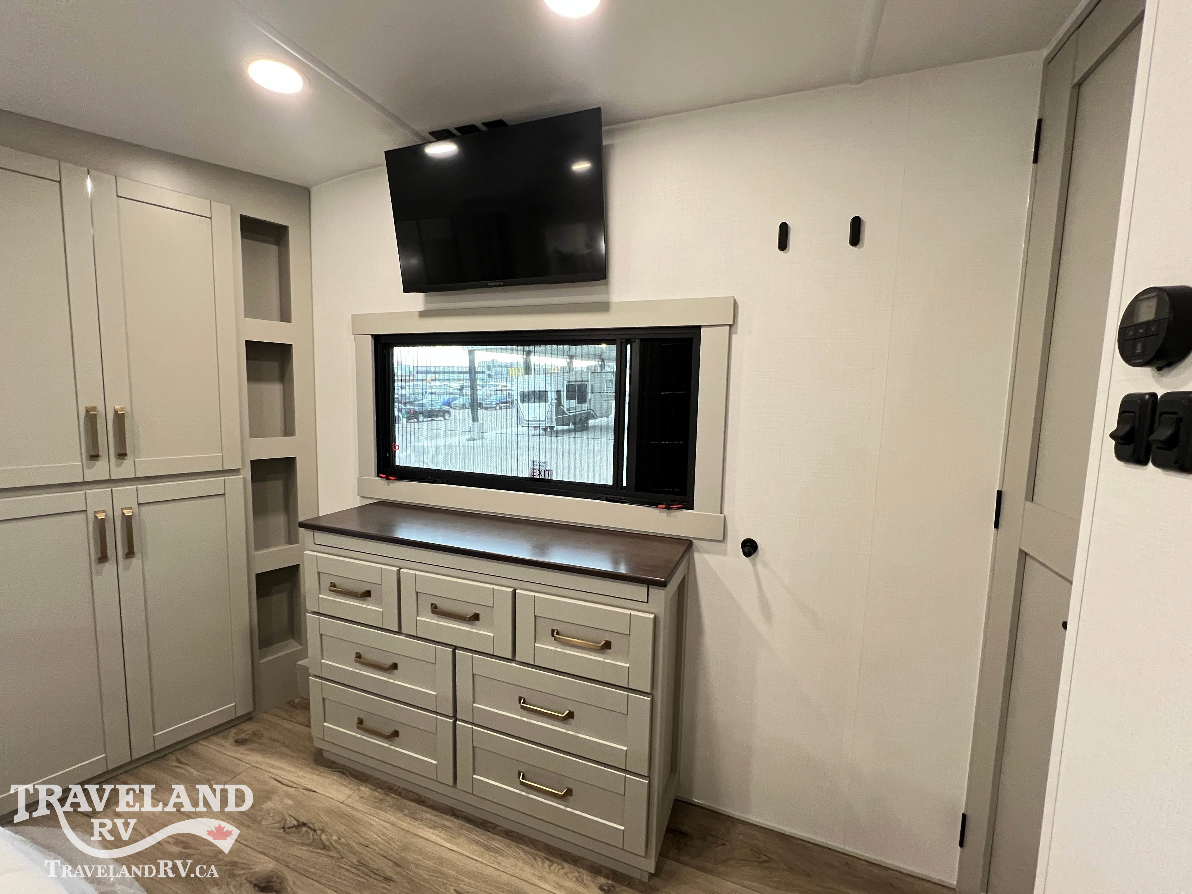 2026 Brinkley RV Model Z 3200 - Image 32