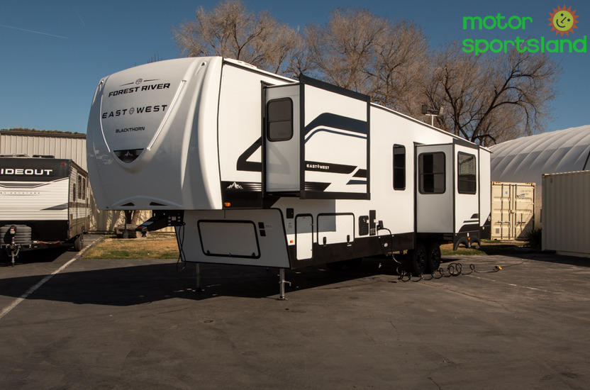 2026 Forest River Blackthorn 3750LK - Image 11