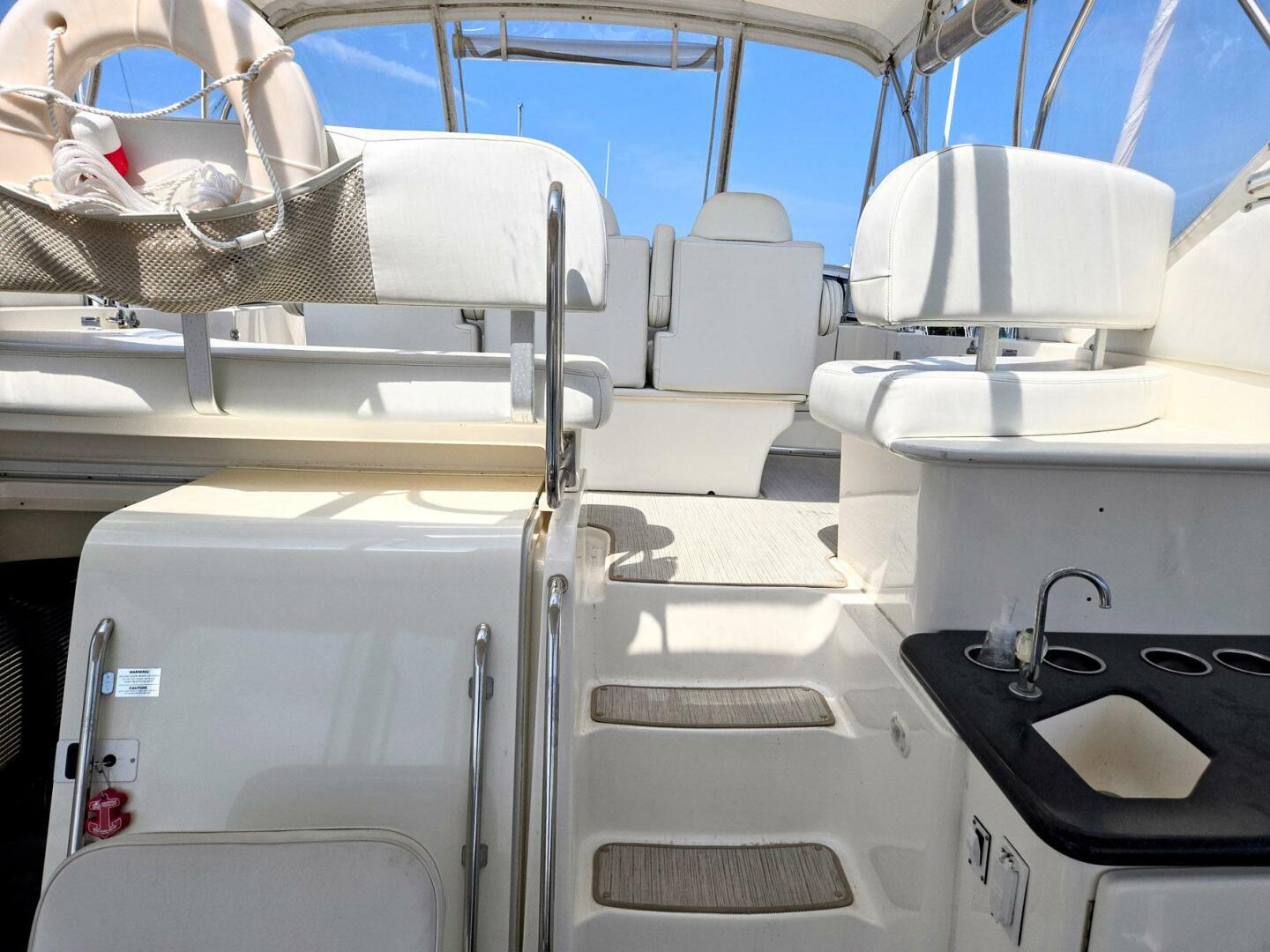 2003 Silverton 392 Aft Cabin Motor Yacht - Image 28