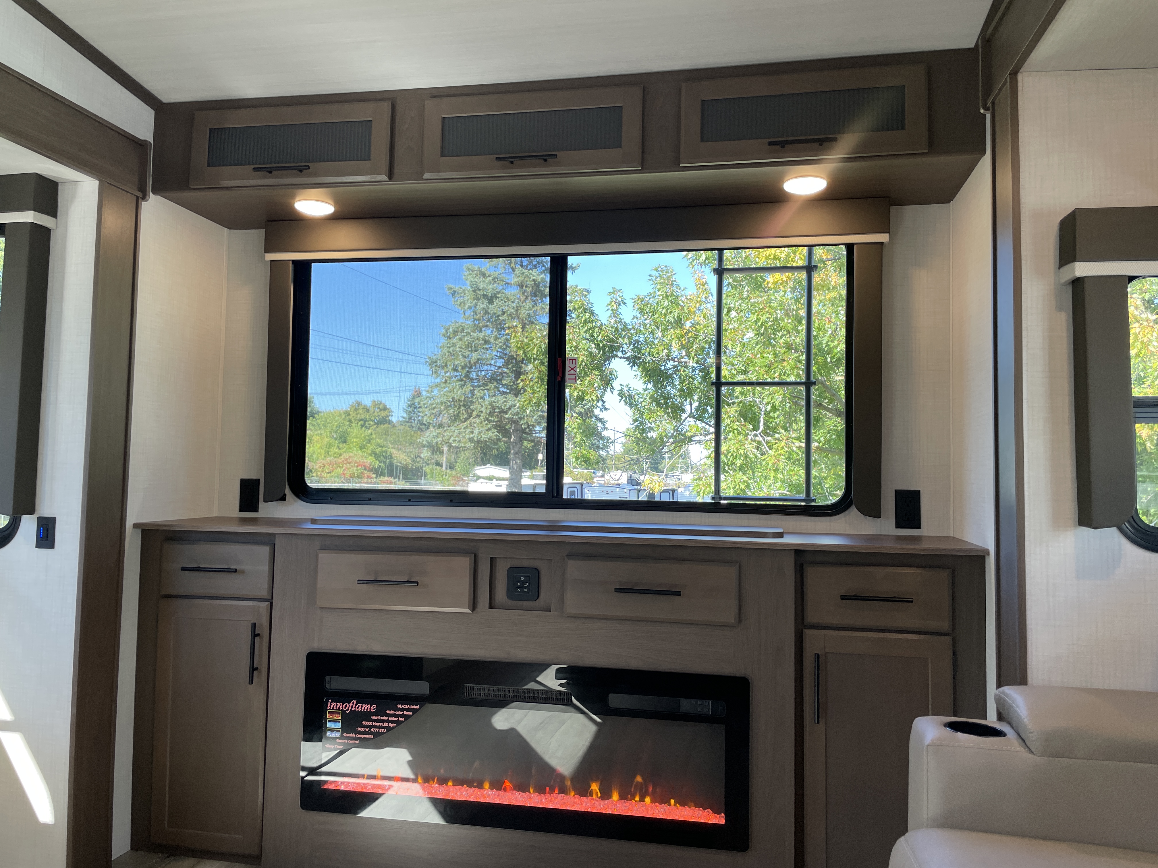 2027 Keystone Cougar 320RDS - Image 10