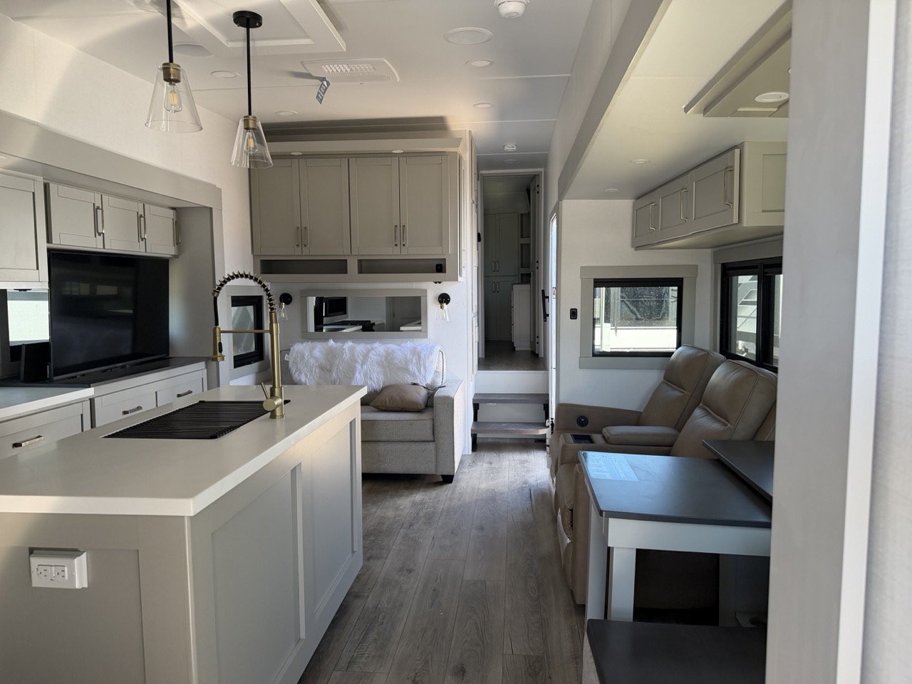 2027 Brinkley RV Model Z 3420 - Image 13