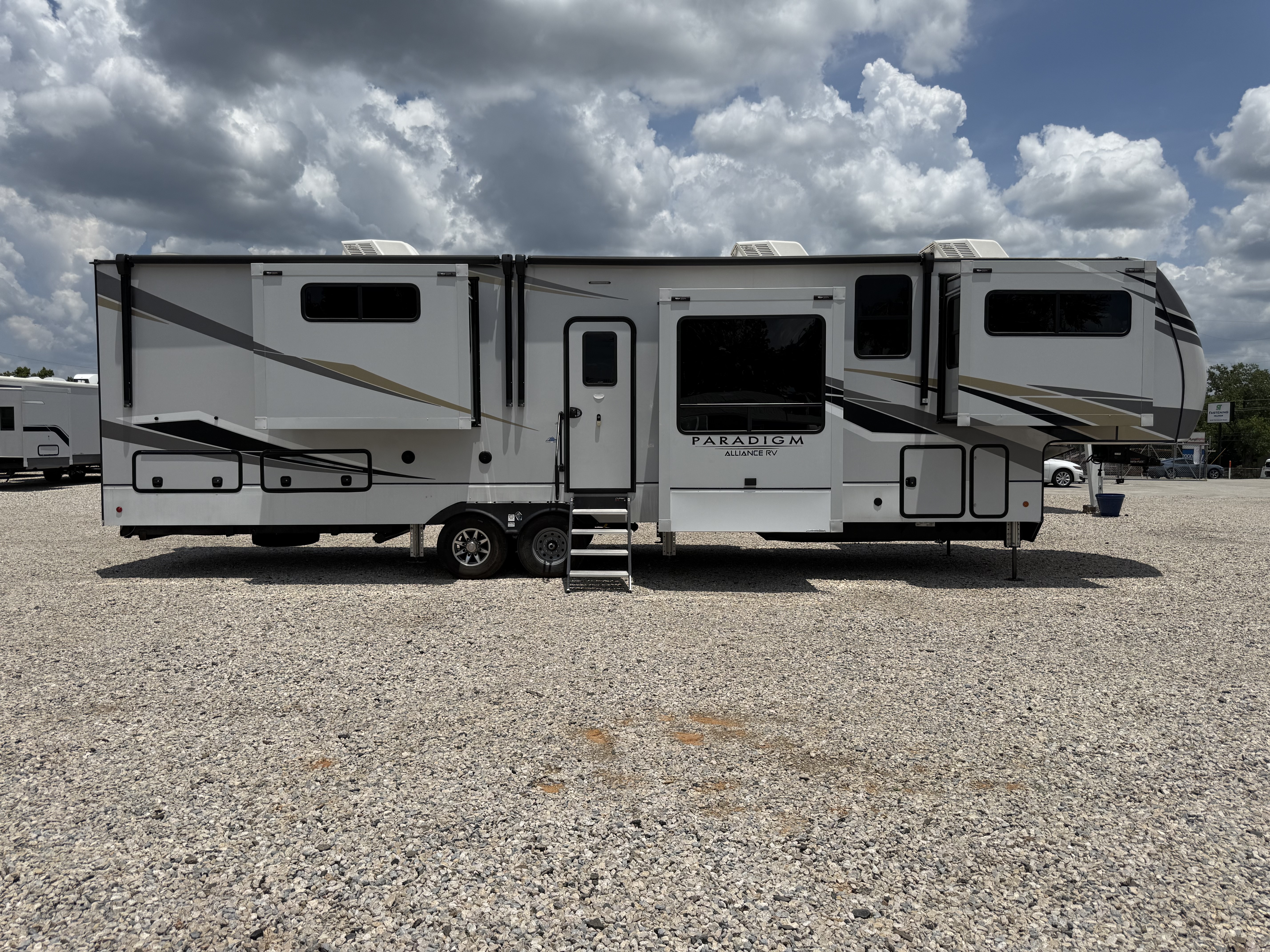 2022 ALLIANCE. PARADIGM 385FL - Image 9