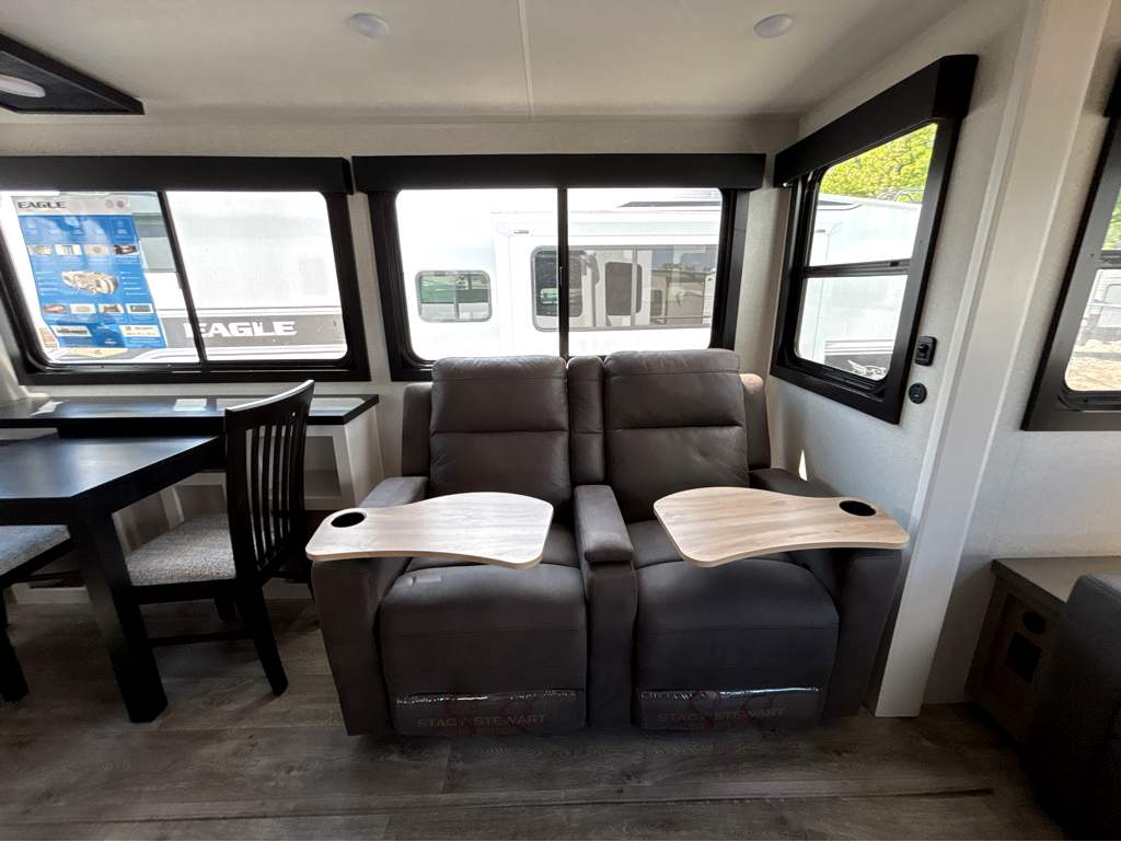 2026 JAYCO EAGLE 355MBQS - Image 10