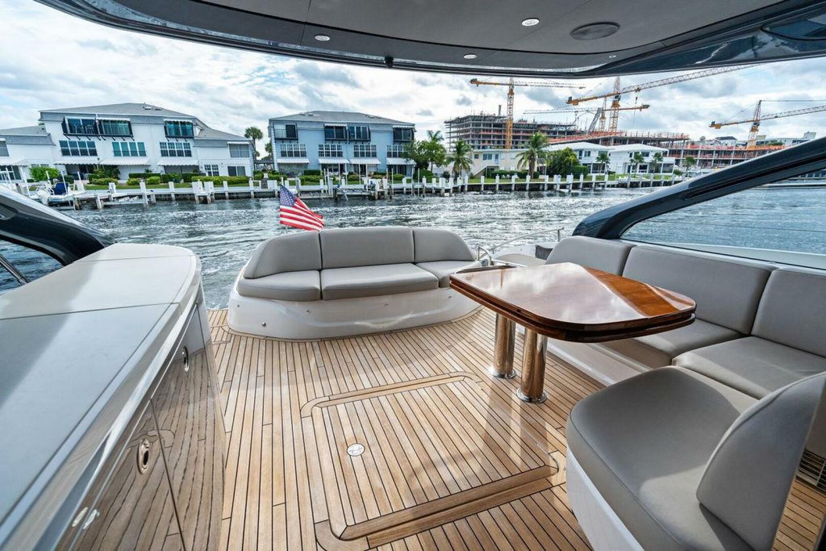 2021 Princess V55 - Image 14