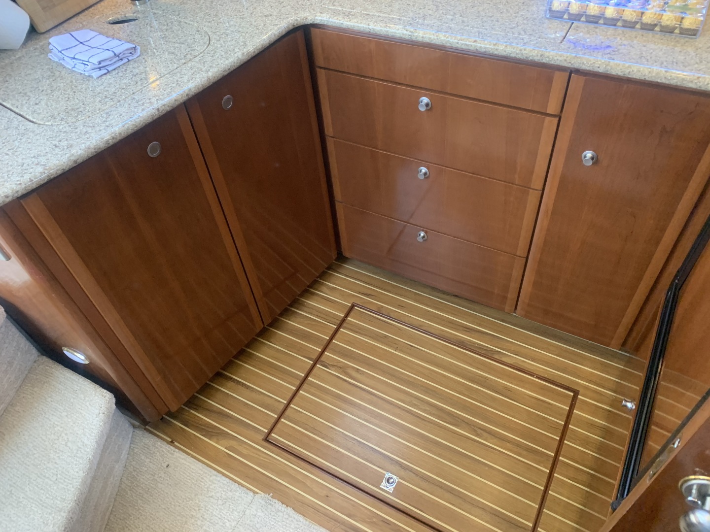 2007 Meridian 459 Motoryacht - Image 23