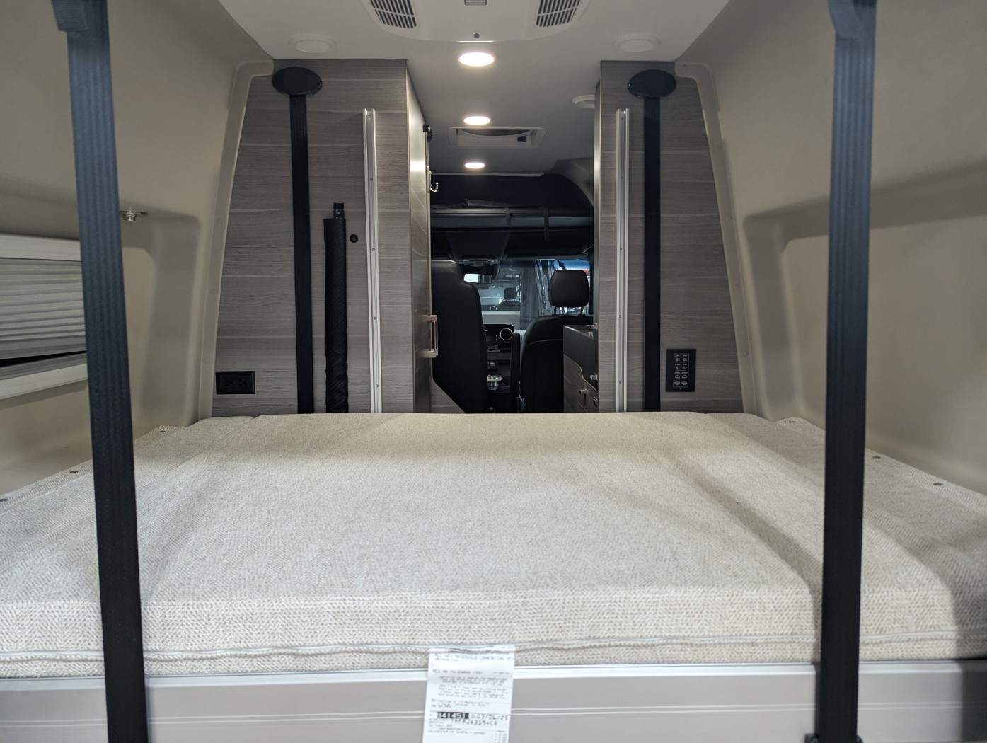 2025 Entegra Coach Launch 19Y - Image 15