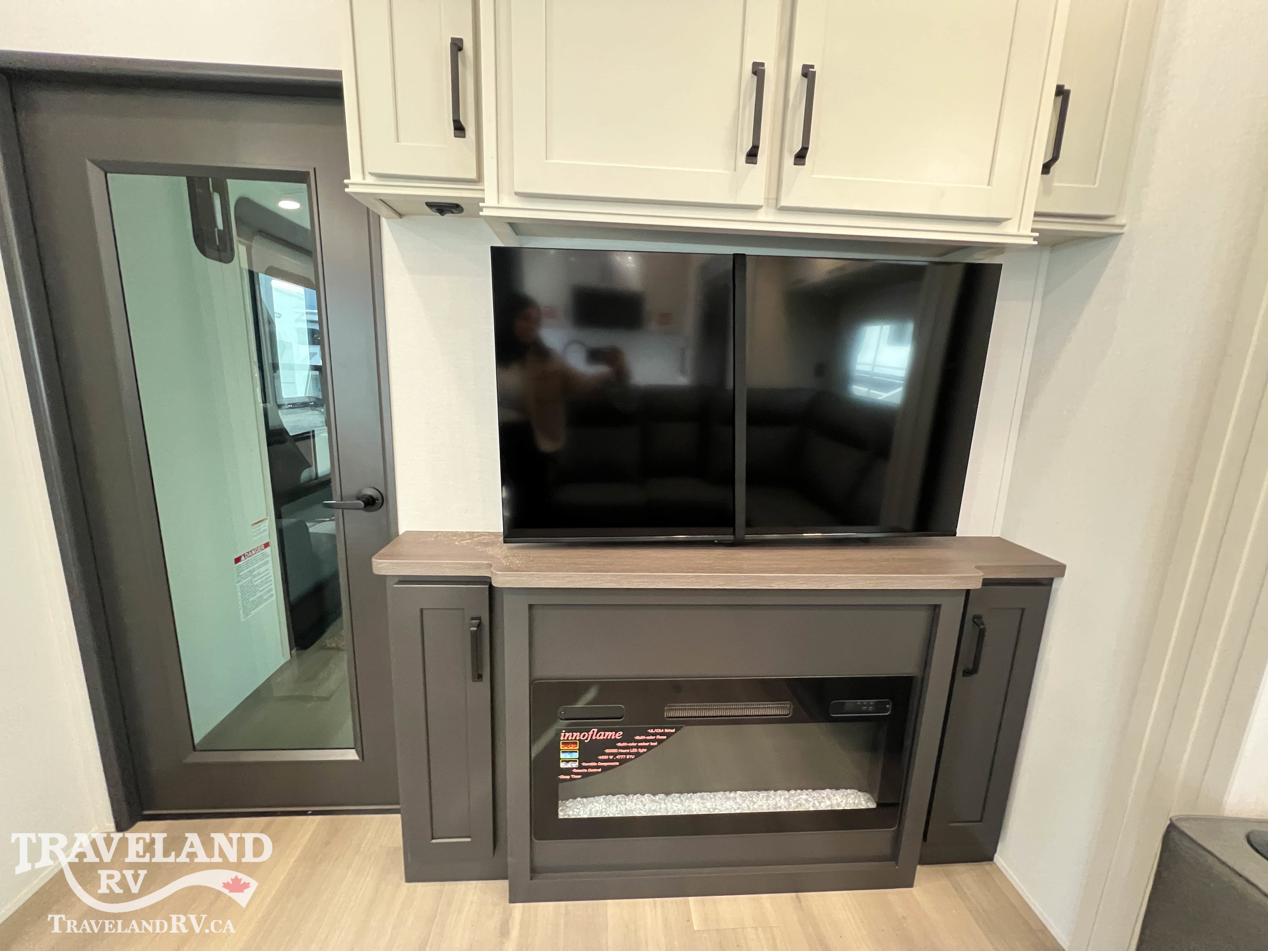 2026 Grand Design Momentum G-Class Fifth Wheel 394G - Image 16
