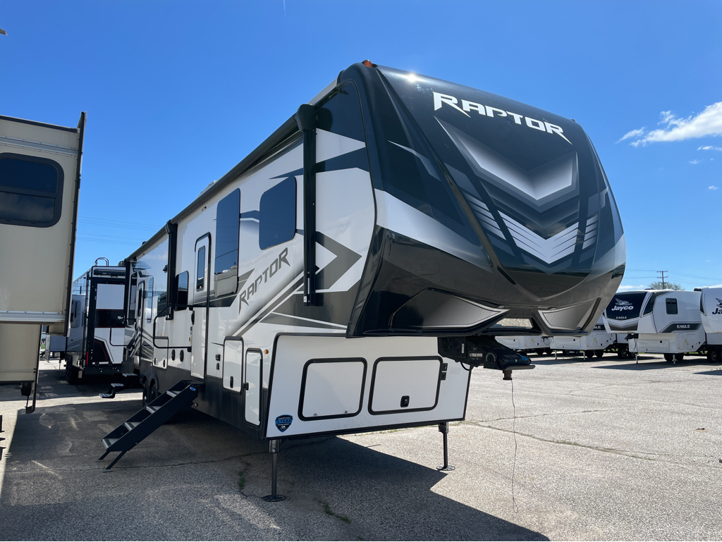 2023 Keystone Raptor