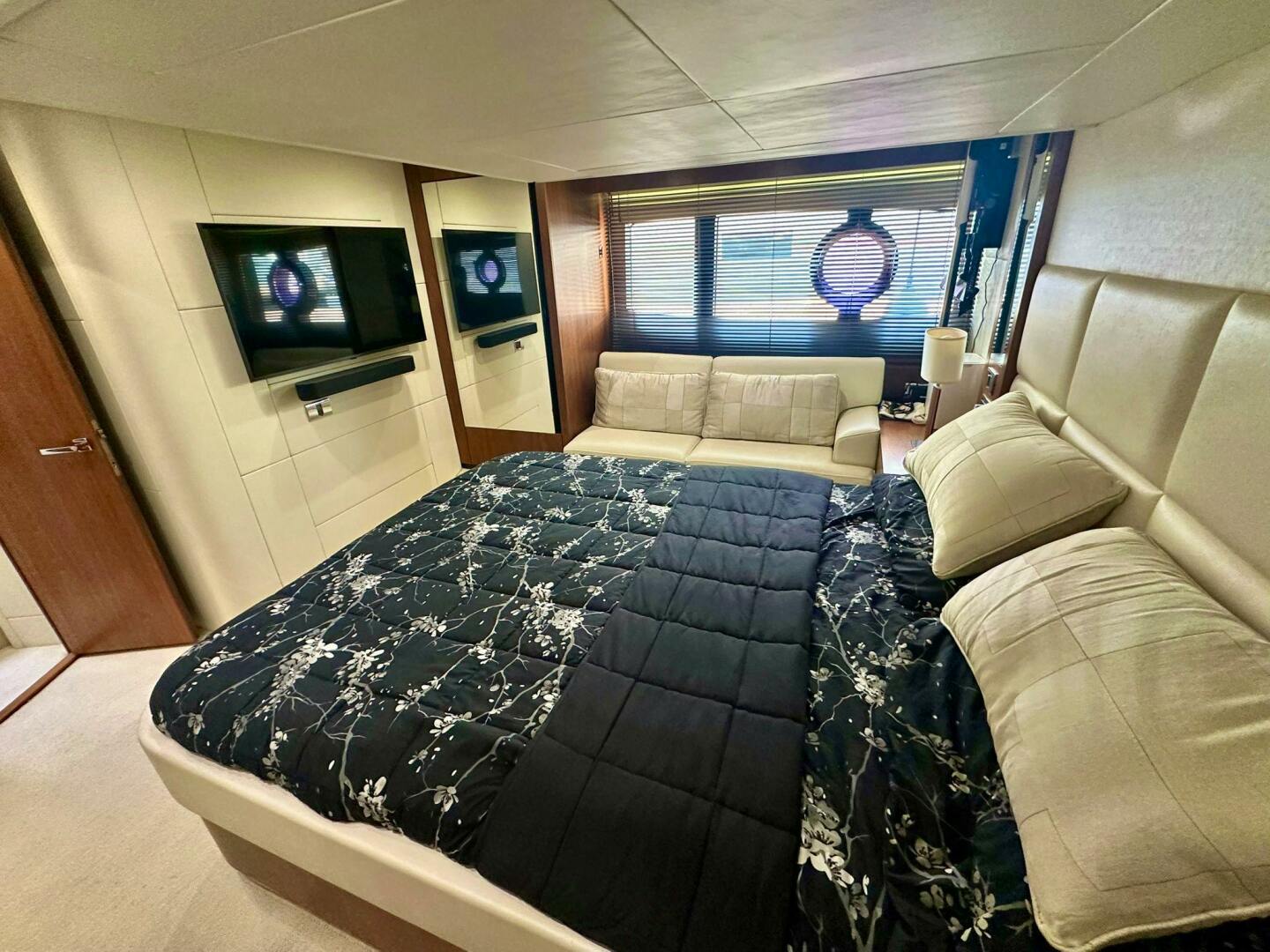 2013 Sunseeker Sunseeker Manhattan 53 - Image 12