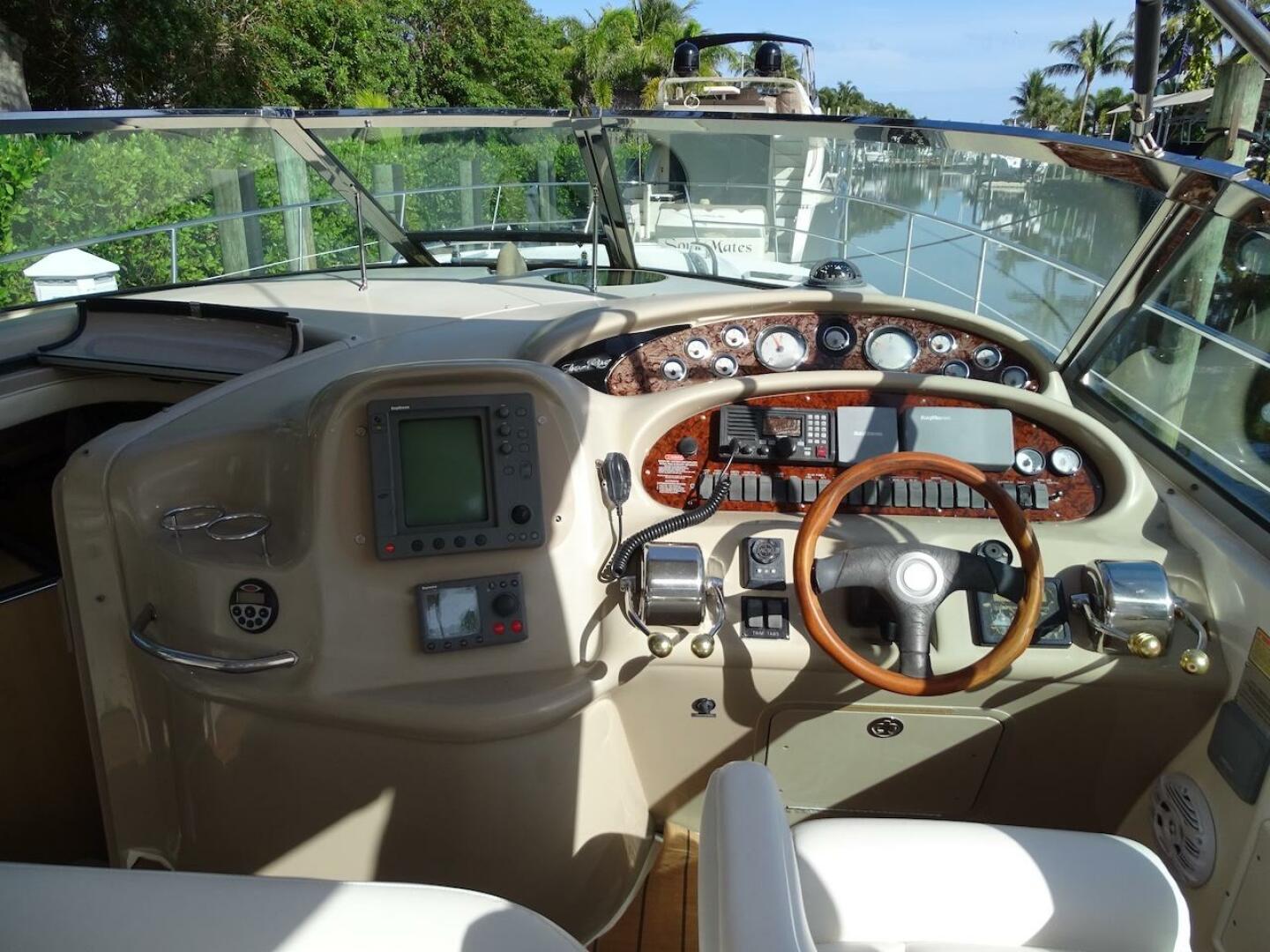 2001 Sea Ray 410 Sundancer - Image 6