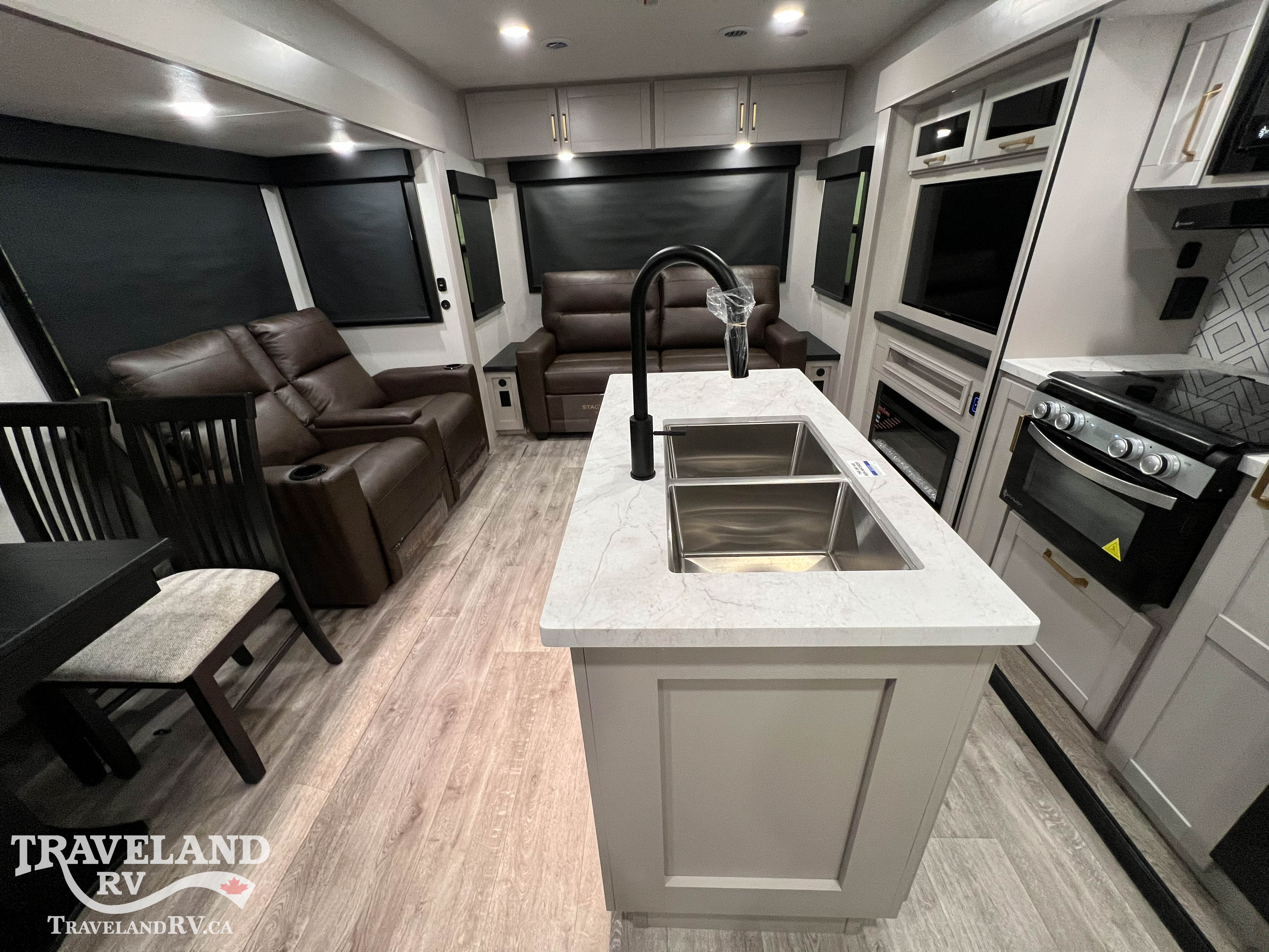 2026 Heartland Sundance Ultra-Lite 29RLBS - Image 3